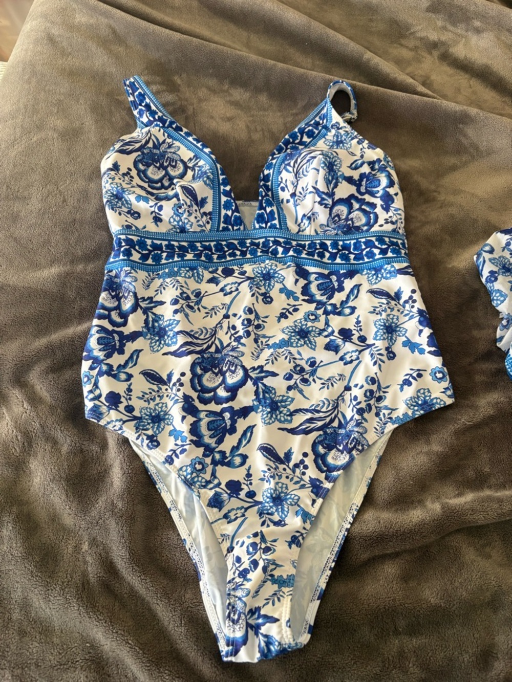 NWT SHEIN matching one piece swimsuit and cover up 1x womens - Picture 4 of 8